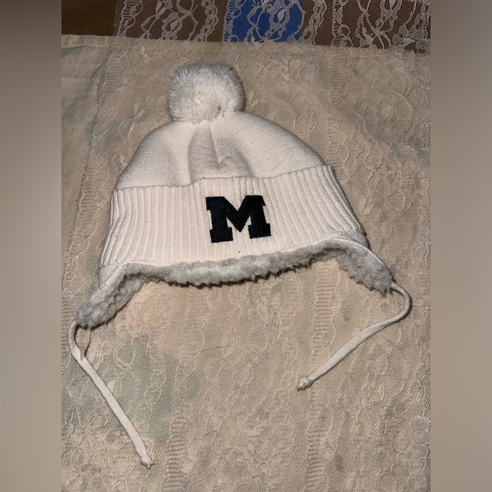 Michigan Wolverines Winter Cap Child
